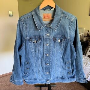 Levi’s Star Studded Denim Jean Jacket Women’s 2X